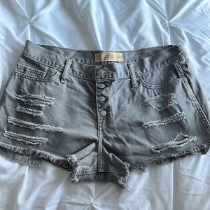 Hollister grey 32” short-short high rise 2” inseam